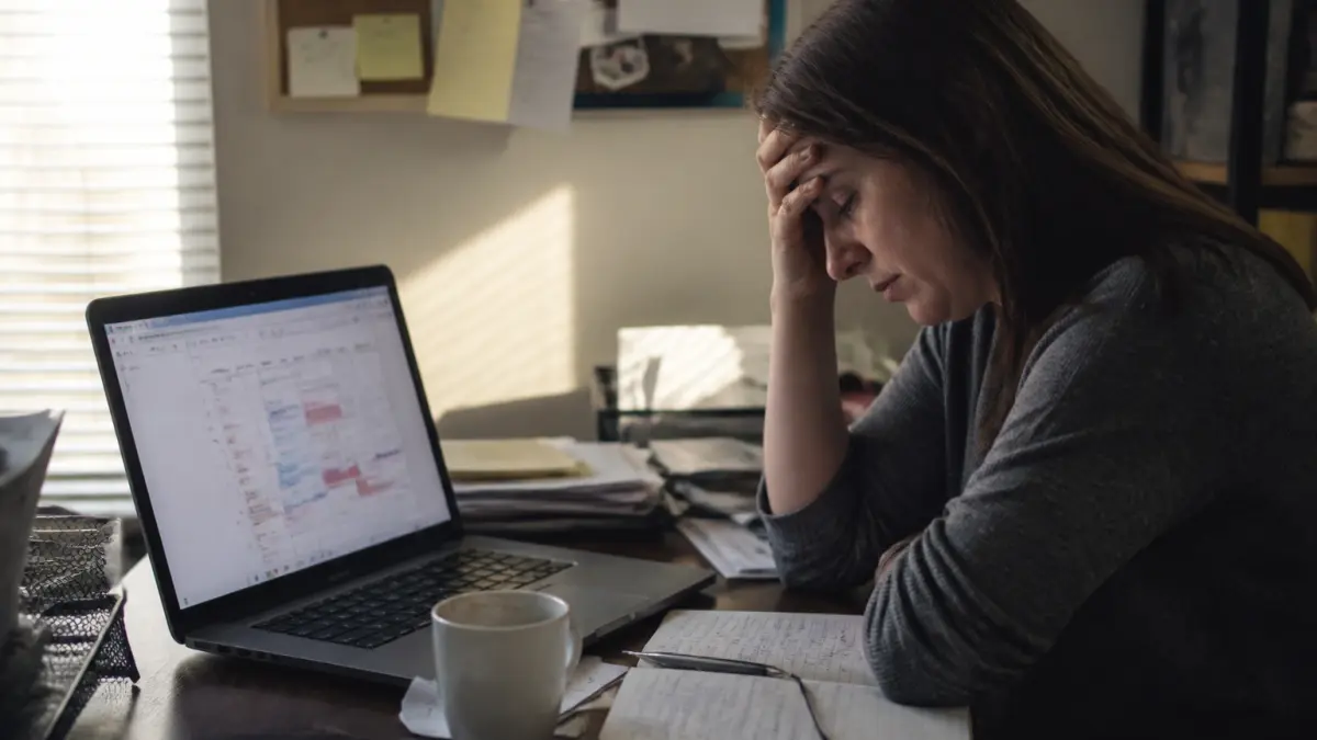 Stress au travail : exercices et leviers pour réduire la pression