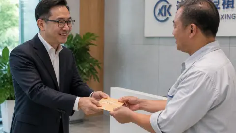 Chèque cadeau fournisseur : avantages et conditions à connaître